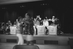 ju_-6